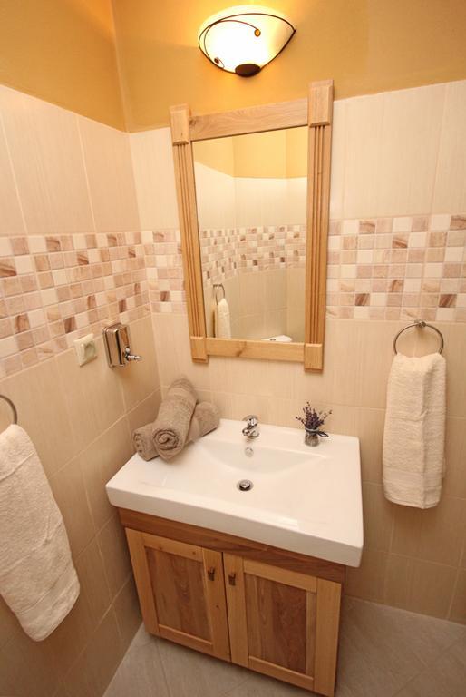 Penzion Kallai A Vinaren Filakovo Extérieur photo